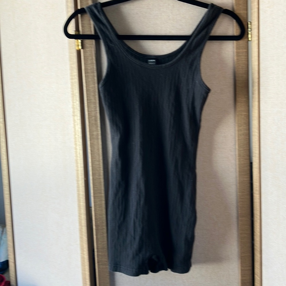 FINAL MARKDOWN SHEIN Ribbed romper xs